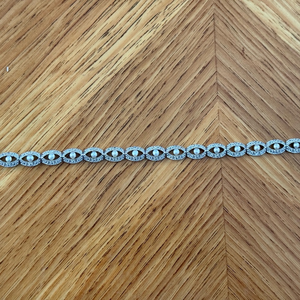 NWOT 925 Sterling Silver Bracelet w/ Pearl and CZ Accents and Gift Box